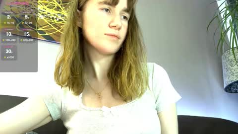 Snapshot of kleya___ chatting on 11-04-25, 05:23 Kleya online show from 11-04-25, 05:23