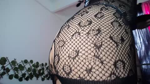Katherin online show from 12-16-24, 06:27