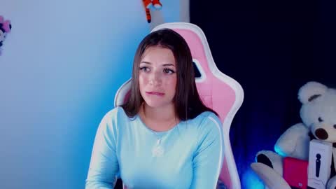 Kloe online show from 09-11-25, 02:11