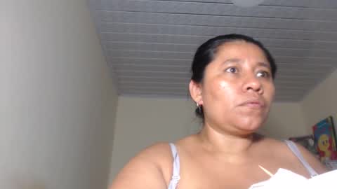 Kloe online show from 02-11-25, 04:44