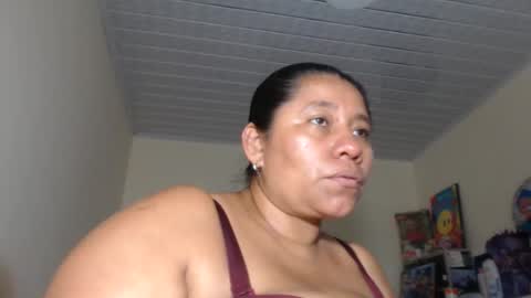 Kloe online show from 10-21-25, 07:14