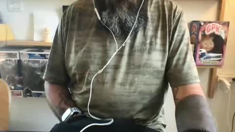 Snapshot of knicker76 chatting on 10-22-25, 09:09 knicker76 online show from 10-22-25, 09:09