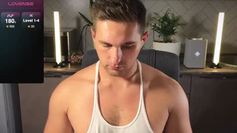 Sweet boy online show from 12-18-24, 06:25