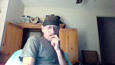 Snapshot of kodiakpm1 chatting on 12-22-24, 03:55 kodiakpm1 online show from 12-22-24, 03:55