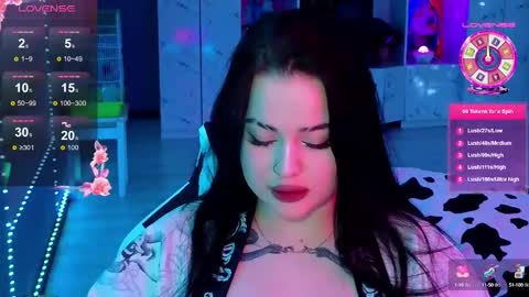 Mia online show from 12-09-24, 08:54