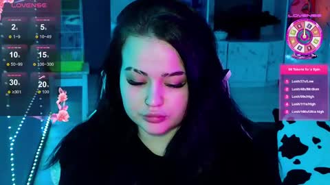 Mia online show from 12-19-24, 04:57