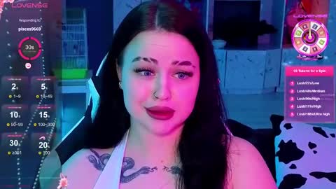 Mia online show from 12-19-24, 08:02