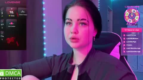 Mia online show from 01-03-25, 10:40