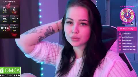 Mia online show from 01-17-25, 07:49