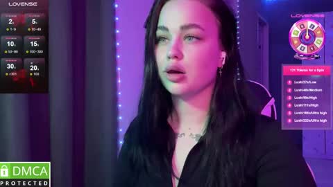 Mia online show from 02-22-25, 11:24