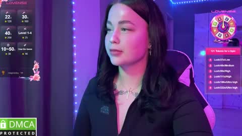 Mia online show from 02-25-25, 06:42