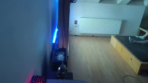 Andy online show from 10-18-25, 07:36