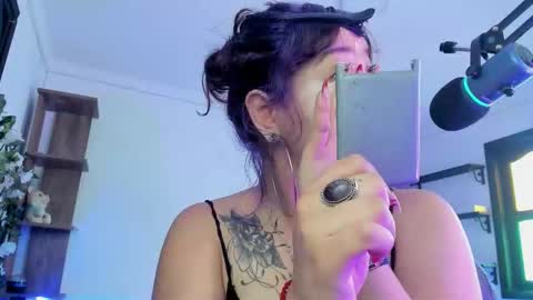 Kora Red online show from 01-15-26, 01:48