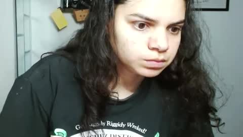 Karoll online show from 10-09-25, 01:58