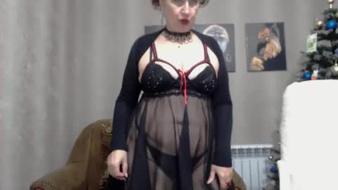 Snapshot of koroleva70 chatting on 01-08-25, 07:03 VIKA online show from 01-08-25, 07:03