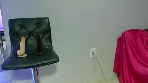 Snapshot of koshkabdsm81 chatting on 03-04-26, 03:45 Koshy online show from 03-04-26, 03:45