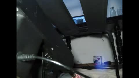 Snapshot of kotek400 chatting on 01-28-25, 07:00 kotek400 online show from 01-28-25, 07:00