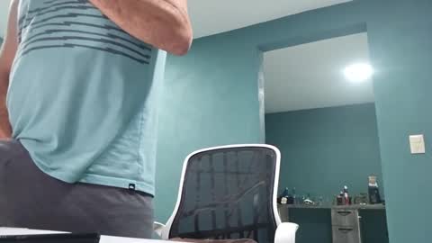 Snapshot of koto420 chatting on 12-27-24, 05:52 Koto Bombon online show from 12-27-24, 05:52