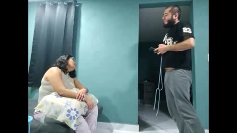 Snapshot of koto420 chatting on 01-28-25, 05:32 Koto Bombon online show from 01-28-25, 05:32