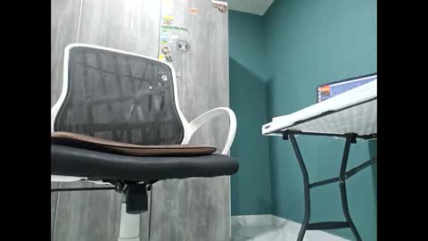 Snapshot of koto420 chatting on 03-04-25, 01:34 Koto Bombon online show from 03-04-25, 01:34