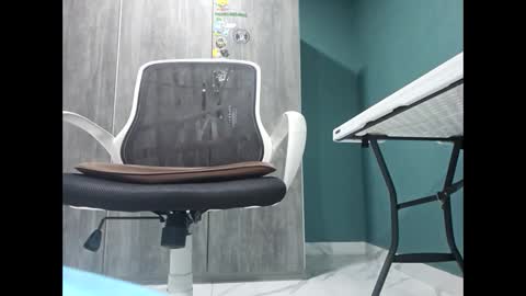 Snapshot of koto420 chatting on 03-09-25, 03:54 Koto Bombon online show from 03-09-25, 03:54