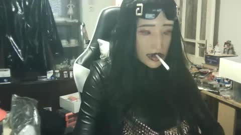 LatexPeti online show from 04-11-26, 11:25