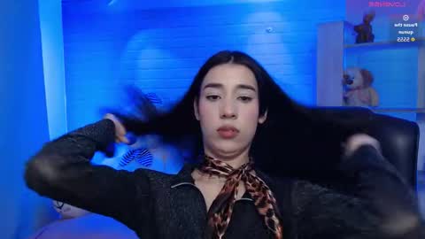 Snapshot of koyuki_san chatting on 10-24-25, 09:33 Elizabeth online show from 10-24-25, 09:33