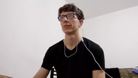 Snapshot of kpo10 chatting on 01-03-25, 03:49 Facu online show from 01-03-25, 03:49