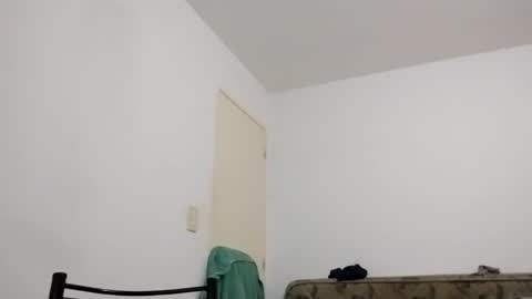 Snapshot of kpo10 chatting on 01-11-25, 04:46 Facu online show from 01-11-25, 04:46