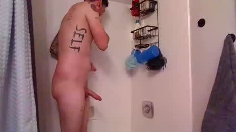 Snapshot of krasher2313 chatting on 02-16-26, 12:12 hard hung horny online show from 02-16-26, 12:12