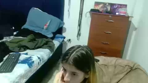 kratos_and_afrodita online show from 10-15-25, 02:01