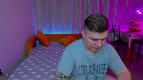 Snapshot of kratoslisandra chatting on 01-19-25, 01:00 Lisandra online show from 01-19-25, 01:00