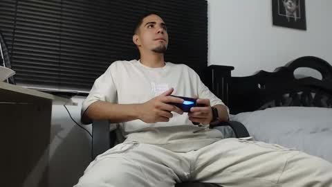 kratoswolf online show from 01-09-26, 05:04