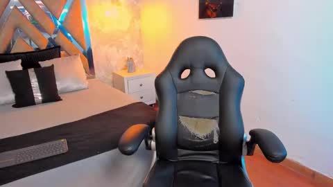 Kraven online show from 10-25-25, 03:58