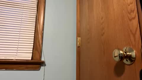 krazy_kums online show from 10-27-25, 11:25