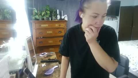 kreamyk420 online show from 11-01-25, 05:26