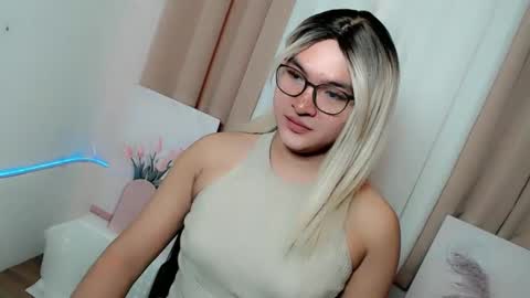 Snapshot of krezikeed chatting on 01-15-26, 12:04 krezikeed online show from 01-15-26, 12:04