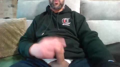 Snapshot of krime59100 chatting on 11-14-25, 03:44 krime59100 online show from 11-14-25, 03:44