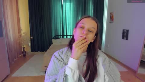 Snapshot of krisdoeil chatting on 03-01-26, 03:19 krisdoeil online show from 03-01-26, 03:19