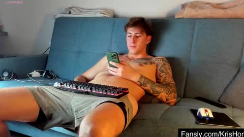 Snapshot of krishort chatting on 10-07-25, 11:18 krishort online show from 10-07-25, 11:18