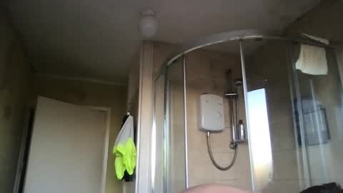 Snapshot of krisl77 chatting on 04-06-26, 05:14 krisl77 online show from 04-06-26, 05:14