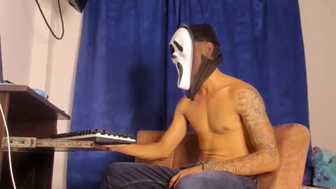 Snapshot of kriss_edwards chatting on 11-01-25, 12:23 Kriss online show from 11-01-25, 12:23