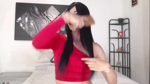 Snapshot of krissyyts chatting on 09-24-25, 08:01 Andrea online show from 09-24-25, 08:01