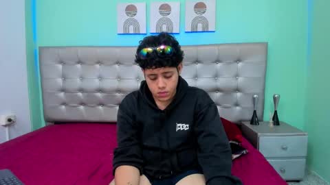 krist_palma online show from 02-21-25, 11:43