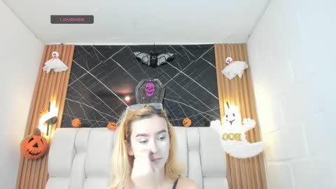 kristal online show from 10-26-25, 01:50