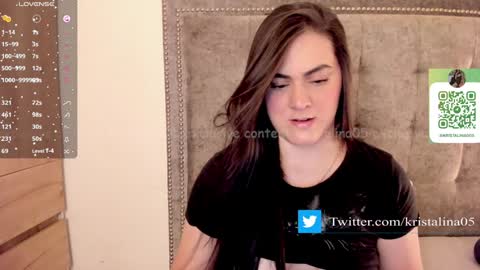 Snapshot of kristalina5 chatting on 12-14-24, 03:40 camila online show from 12-14-24, 03:40