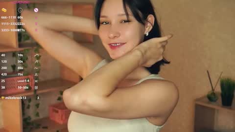 Emma online show from 10-27-25, 07:07