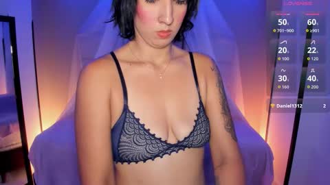 Kristen online show from 10-15-25, 08:20