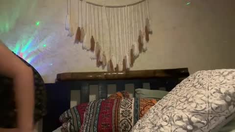 Kristi online show from 11-02-25, 05:21