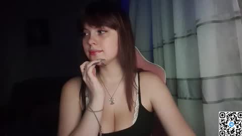 Christie online show from 10-19-25, 06:08